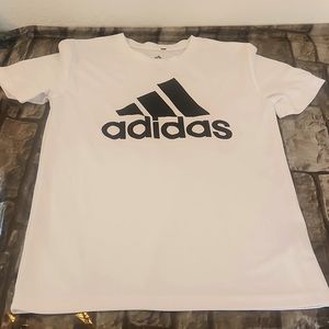 BNWOT Sz M (8) Adidas Short Sleeve T-Shirt